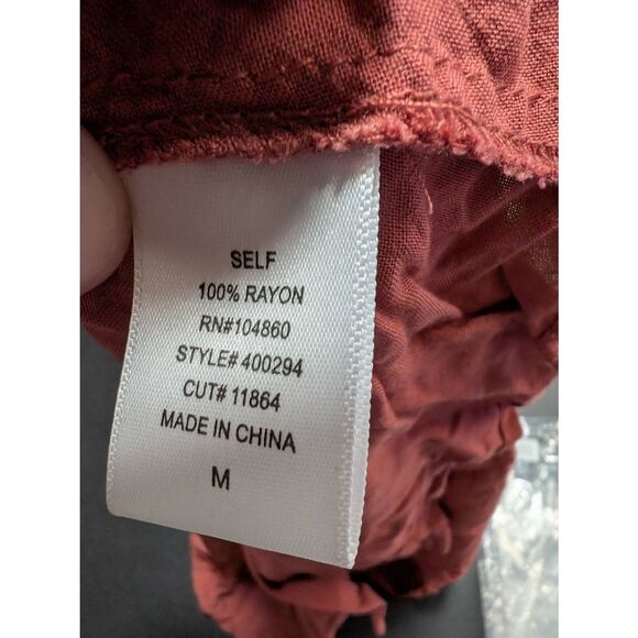 Chloe K Razor Cut Tank Top Women's Size Medium - Picture 3 of 6